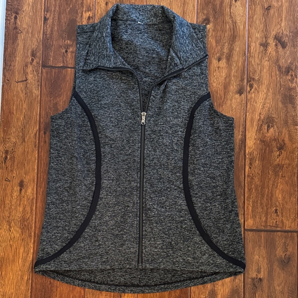 Under Armour Gray Sleeveless Vest